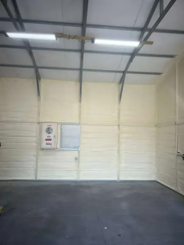 Project file foam-insulation-install-11.webp